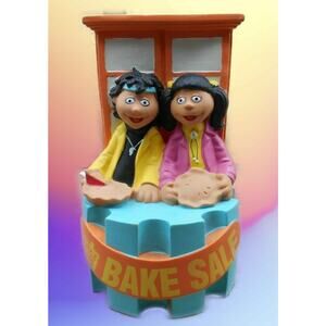 The Puzzle Place PVC Bake Sale Bank Kiki & Skye 1995 Vintage Lancit